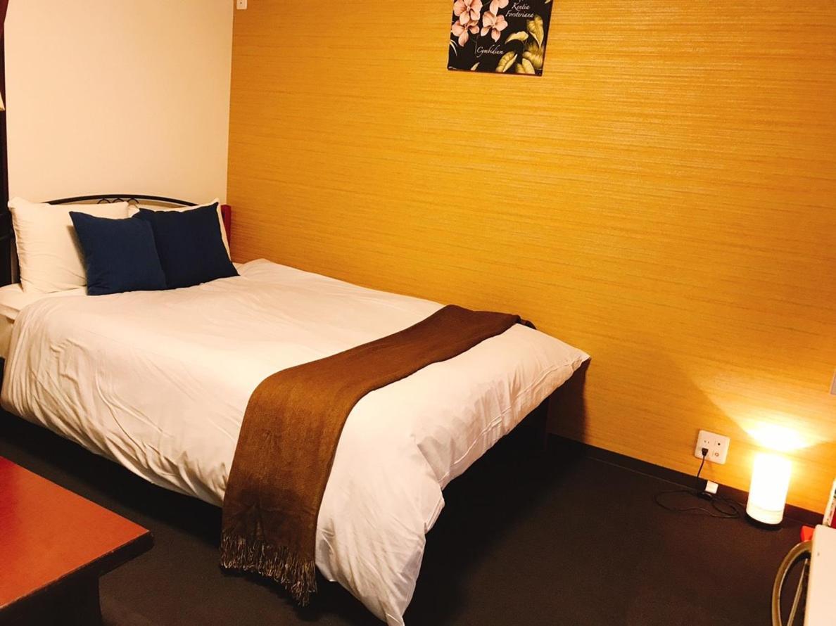 Guest House One More Heart At Kamishichiken 3 เกียวโต ภายนอก รูปภาพ